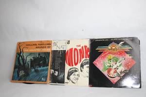 lot 172 image: Collection of 4 Vintage Vinyl Records including Nat King Cole and The Monkees