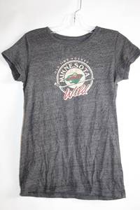 lot 213 image: Minnesota Wild Womens Gray T-Shirt Size M