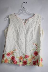 lot 215 image: Jennifer Eden Womens Sleeveless Floral Embroidered Top - Size 6