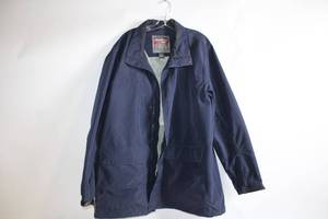 lot 245 image: Eddie Bauer WeatherEdge Jacket in Navy Blue - Size XL