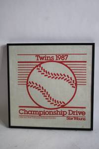 lot 274 image: Minnesota Twins 1987 Championship Drive Homer Hanky in Frame