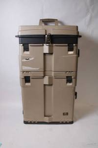 lot 287 image: Large Mobile Tool Chest with Lockable Compartments