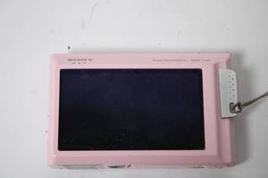 lot 296 image: Sony Cyber-shot DSC-T70 Digital Camera in Pink