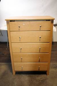 lot 374 image: Used 6-Drawer Wooden Dresser by Perdue