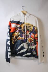 lot 384 image: Chicago Bears Themed XXL Hoodie with Fierce Bear Print