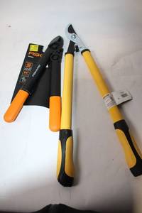 lot 397 image: Fiskars Anvil Lopper and Pruning Shears Set