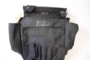 lot 484 image: Duluth Trading Heavy-Duty Tool Belt with Multiple Pockets