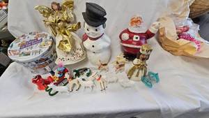 lot 11 image: Assorted Vintage Christmas Lot with Paper Mache SantaSnowman
