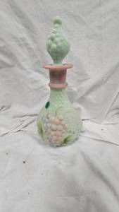 lot 80 image: Fenton VaseDecanter with Grap Pattern
