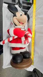 lot 135 image: Micky Mouse Animated Christmas Decoration