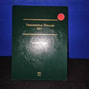 lot 52 image: Presidential $ Booklet, 23 Complete