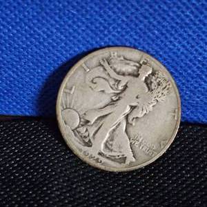 lot 86 image: 1929-D Walking Liberty, XF