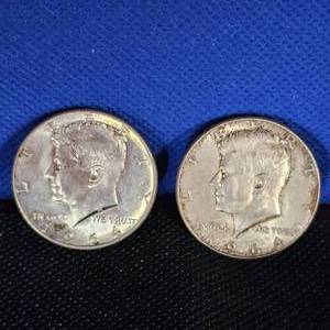 lot 100 image: 2-1964 Kenndy Halves