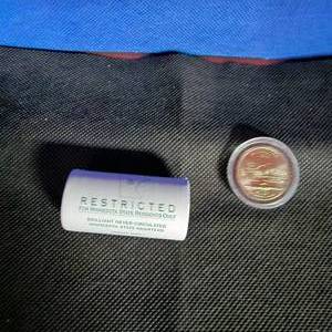 lot 119 image: World Reserve Minnesota 2005 Quarter Roll, Denver Mint, Plus 1