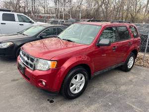 lot 3 image: 2011 Ford Escape XLT FWD