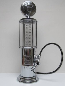 lot 28 image: Vintage Style Visible Gas Pump CocktailDrink Dispenser