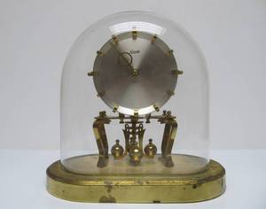 lot 68 image: 1950s era Brass KUNDO West German Kieninger & Obergfell Brass 400 Day Anniversary Clock