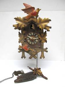 lot 76 image: Vintage German Black Forest Cuckoo Clock #2
