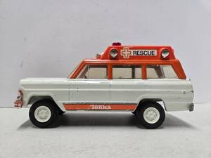 lot 131 image: Vintage TONKA 9.5 Rescue Truck