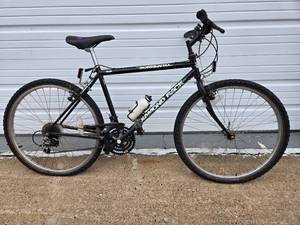 lot 199 image: Sorrento Diamond Back Mens Mountain Bike