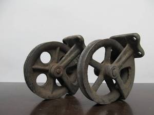 lot 277 image: 2 Antique Industrial Cast Iron Caster Wheels