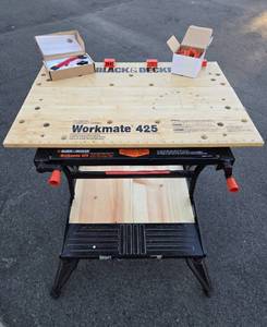 lot 300 image: Like-New Black & Decker WORKMATE 425 Work Station #2