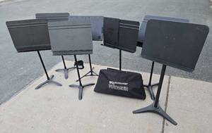 lot 168 image: Lot of 8 Like-New Adjustable Music Stands