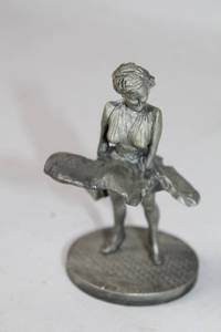 lot 6 image: 1978 Marilyn Monroe Pewter Figurine by Ashetman-Bayard