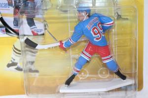 1998 Wayne Gretzky Starting Lineup Figure in Original Packaging