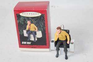 lot 21 image: 1995 Star Trek James T. Kirk Keepsake Ornament by Hallmark