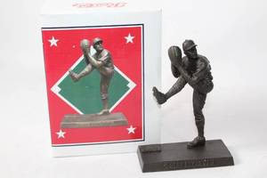 lot 28 image: Bert Blyleven Bobblehead Figure with Original Box