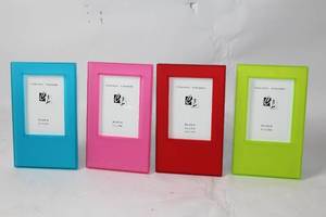 lot 32 image: Set of 4 Colorful Photo Frames 3.5 x 5 Inches