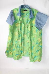 lot 71 image: Route 66 Floral Short Sleeve Shirt - Size Large
