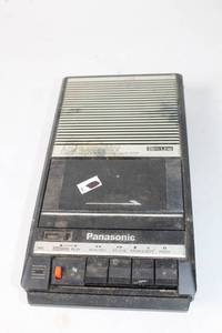 lot 77 image: Vintage Panasonic Microcassette Recorder