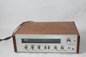 lot A-80 image: Vintage Realistic STA-36 Solid State AMFM Stereo Receiver