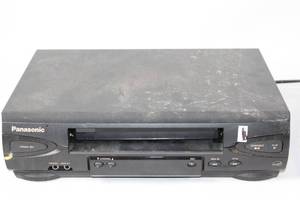 lot 81 image: Panasonic Video Cassette Recorder Model PV-4622