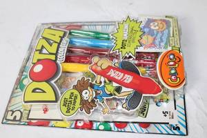 lot 123 image: Dotza Color Pen Set of 5 with Stencil Designs