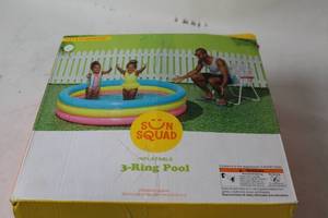 lot 137 image: Sun Squad Inflatable 3-Ring Pool 15 Feet Diameter