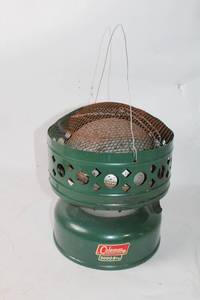 lot 142 image: Coleman 5000 BTU Outdoor Heater