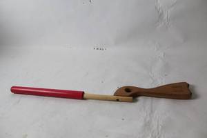 lot 165 image: Vintage Hershey Park Souvenir Bull Roarer Wooden Noise Maker