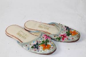 lot 184 image: Pair of Handmade Asian Slippers with Embroidered Floral Design