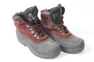 lot 188 image: Kamik Mens Size 10 Winter Hiking Boots