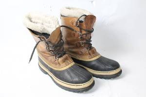 lot 189 image: Pair of Sorel Caribou Leather Winter Boots with Wool Lining