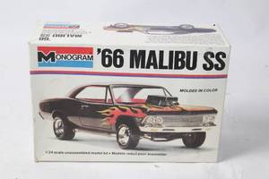 lot 220 image: Monogram 66 Malibu SS 124 Scale Model Kit Unassembled