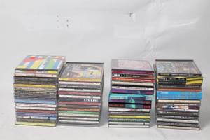 lot 223 image: Large Collection of Assorted Music CDs and Compilations