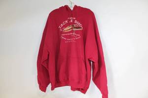 lot 240 image: Gildan Heavy Blend Red Hoodie 3XL