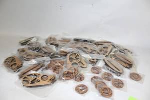 lot 255 image: Collection of Detailed Wooden Cutout Ornaments