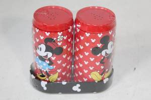 lot 269 image: Sealed Mickey and Minnie Mouse Salt and Pepper Shakers Set