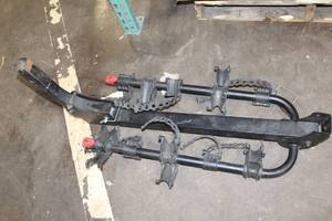lot 276 image: Sturdy Metal Bicycle Carrier Rack with Adjustable Straps