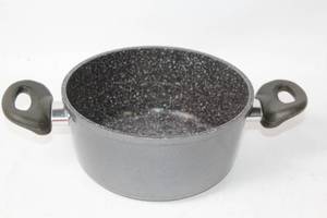 lot 305 image: Non-Stick Cooking Pot with Dual Handles